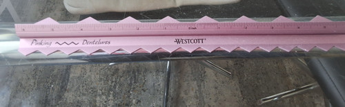 Westcott pinking ruler - westcott,